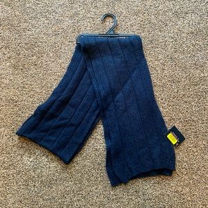 Men’s Roundtree & Yorke wool navy scarf new